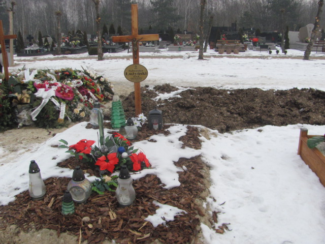 Grób Sylwester Łużyński